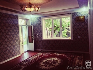 продается 2 этажный кирпичный дом в центре города