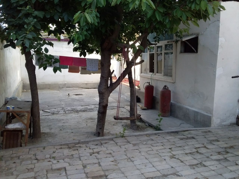 срочная продажа! продается дом в центре города Андижан, цена договорная,звоните  - Изображение #3, Объявление #1726408